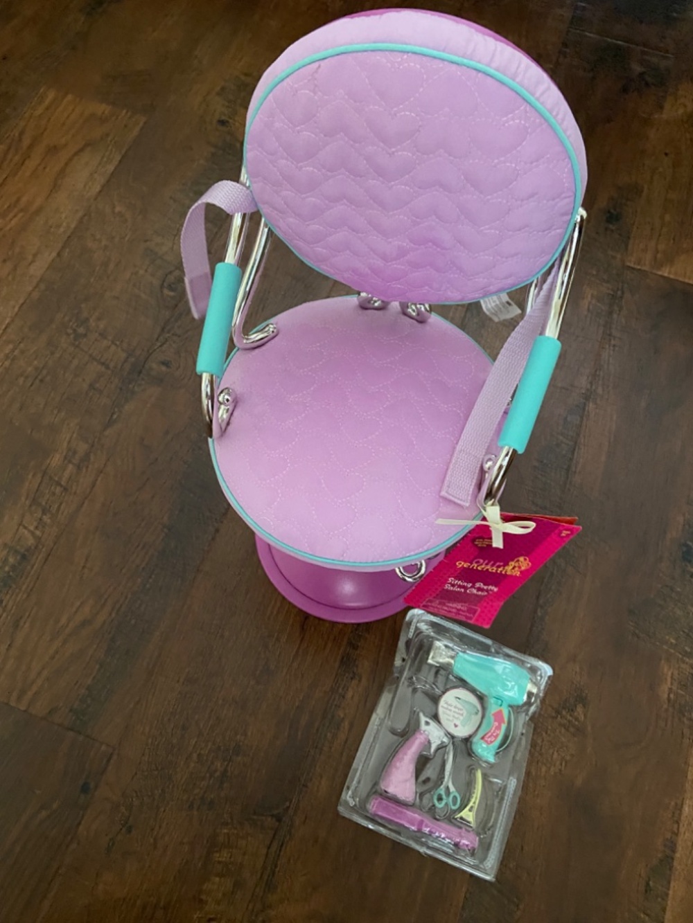 Our Generation Sitting Pretty Salon Chair For 18” Dolls Great condition!